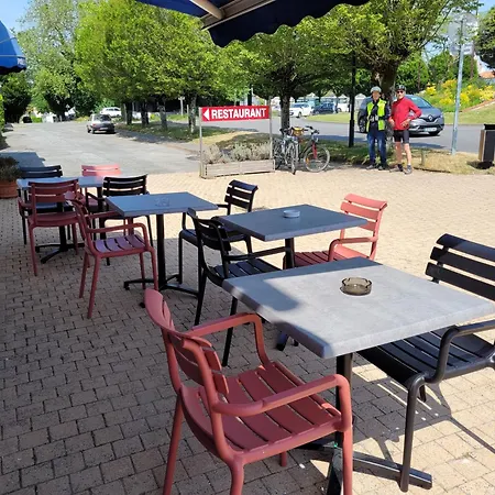 Отель Le Saint Benoist