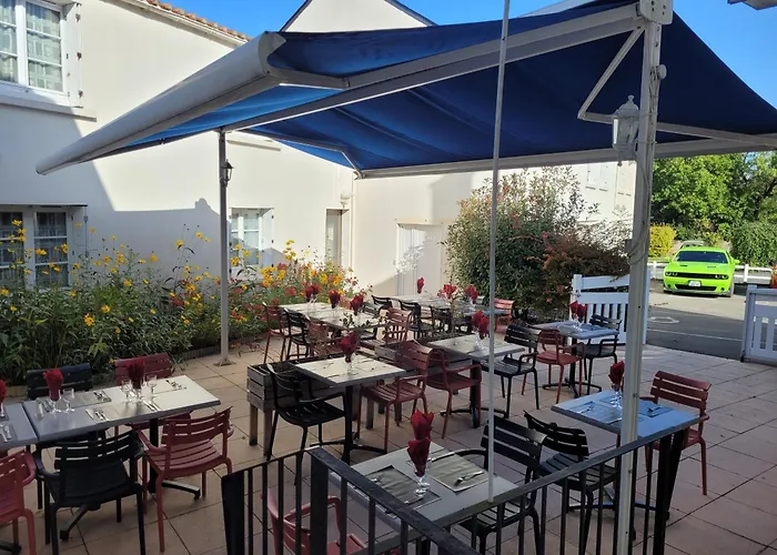 Le Saint Benoist * Aizenay